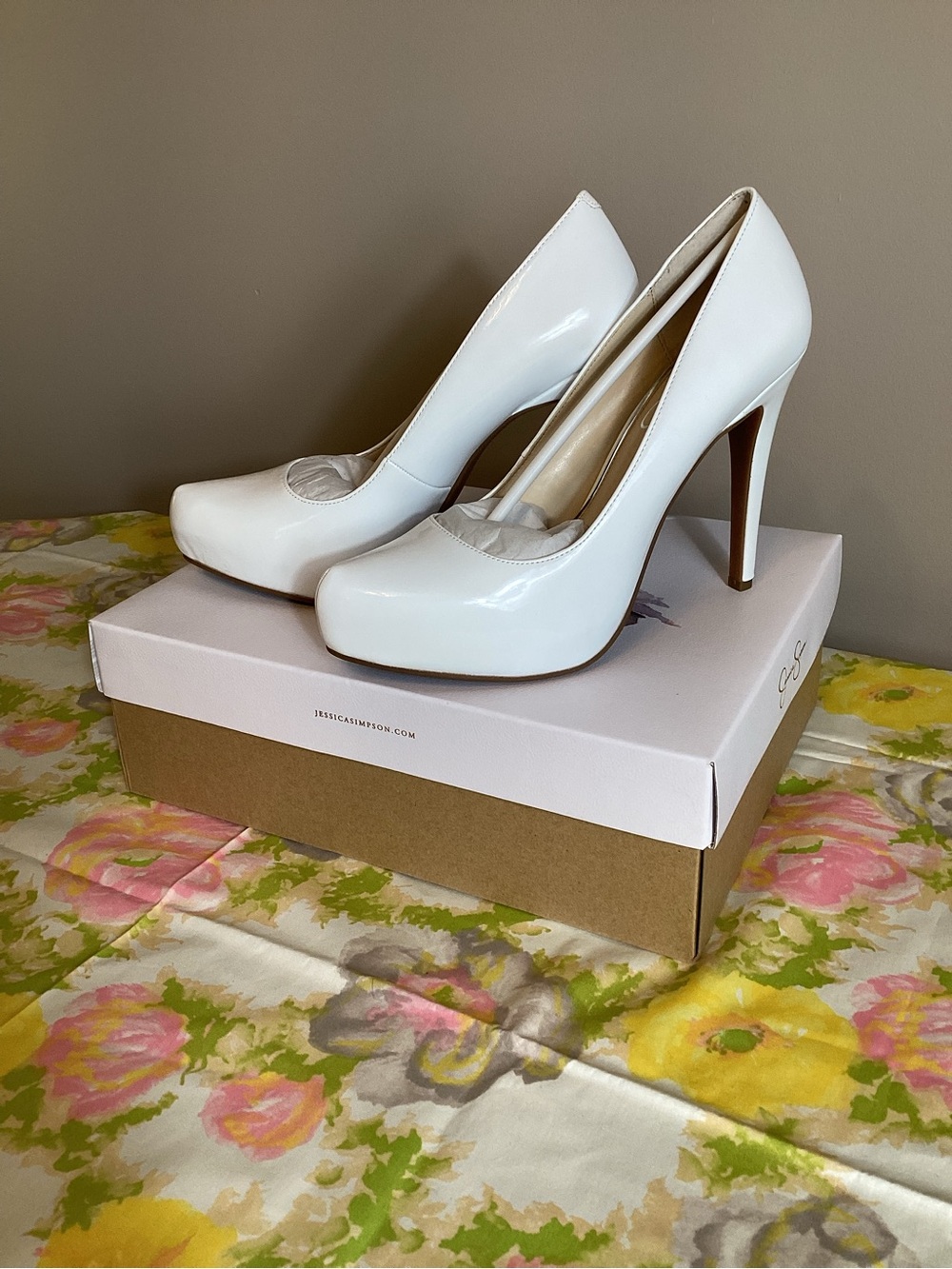 Jessica Simpson White Patent High Heel Pumps